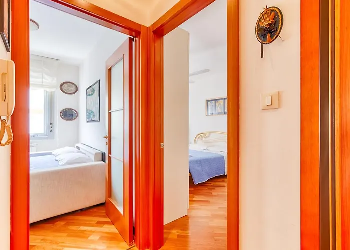 Guesthost - Note Su Puccini 66 Апартаменты Триест