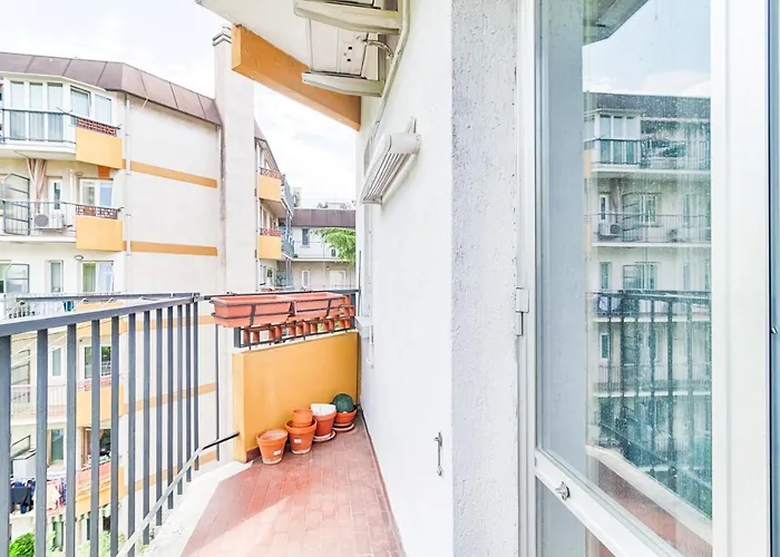 アパート Guesthost - Note Su Puccini 66